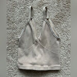 Happiness Runs vneck crop-1.